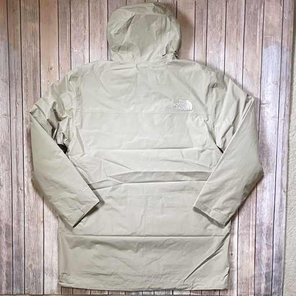 The North Face Men’s Arctic TriClimate Jacket In Flax - Picture 6 of 10